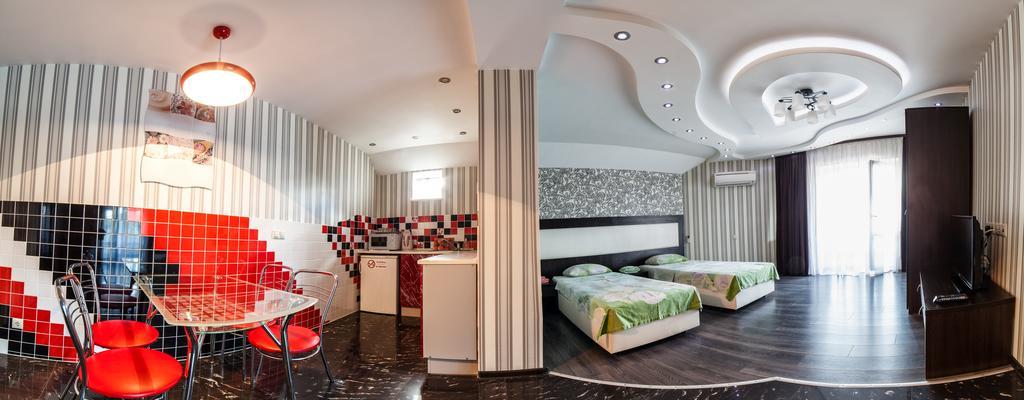 Home Comfort Livoberezhna IEC Kiev Exterior foto