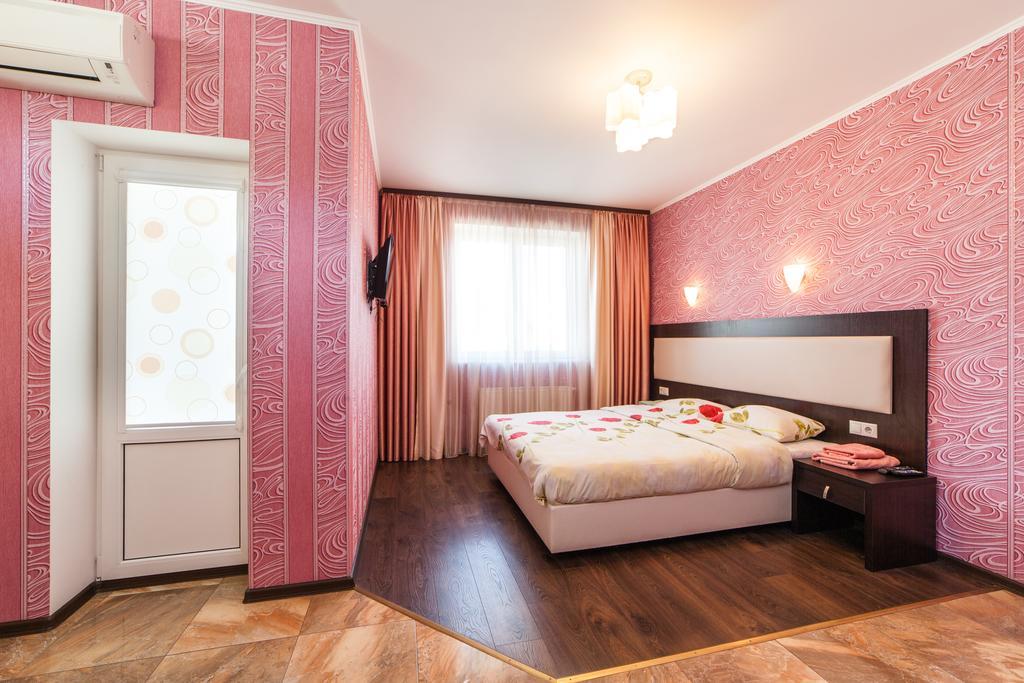 Home Comfort Livoberezhna IEC Kiev Exterior foto