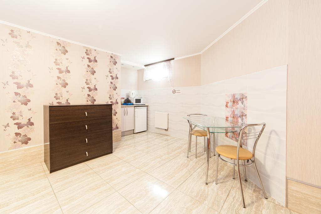 Home Comfort Livoberezhna IEC Kiev Exterior foto