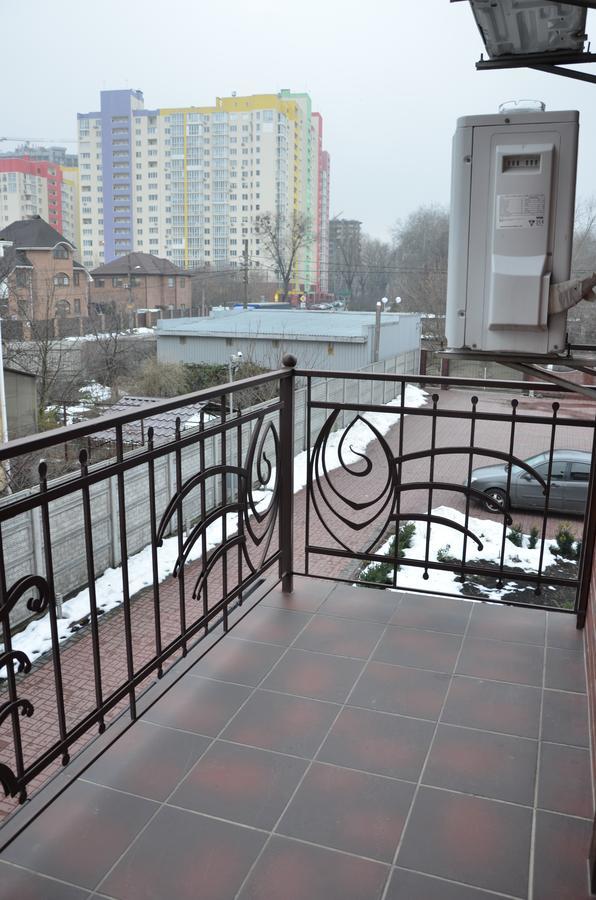Home Comfort Livoberezhna IEC Kiev Exterior foto