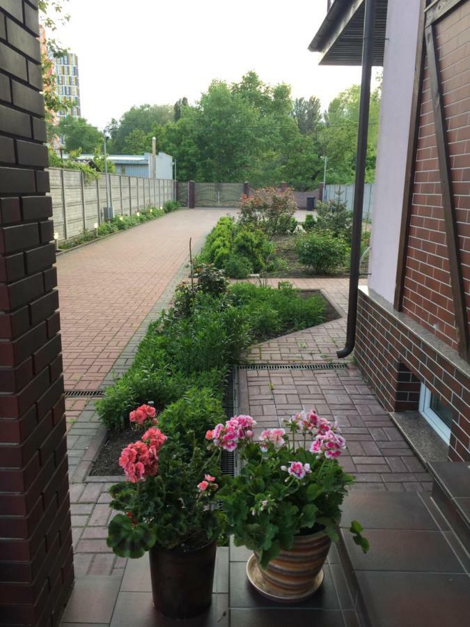 Home Comfort Livoberezhna IEC Kiev Exterior foto